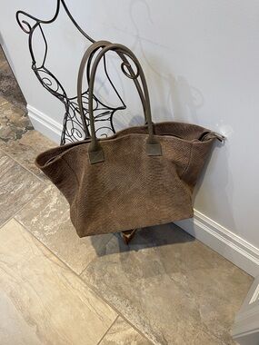 VERA ITALY "MELY" Italian Leather Purse